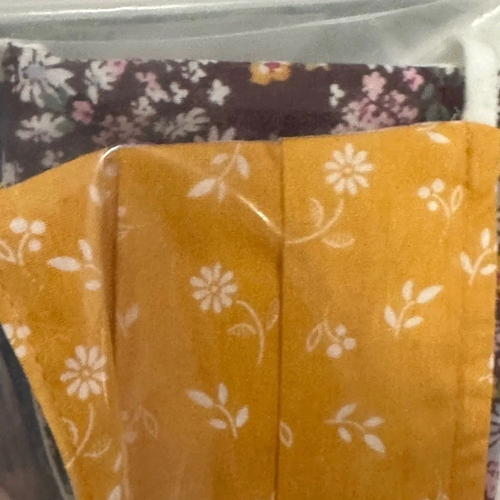 The Gap Floral Face Mask Set - Blue, Yellow, and Brown